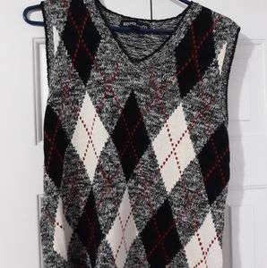 Kasper and CO, Vintage Men's Sweater Vest,  Size L, Black/White/Red